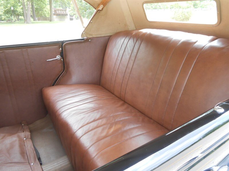 1936 Ford Deluxe_11