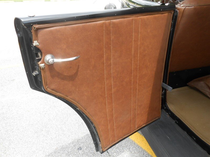 1936 Ford Deluxe_17