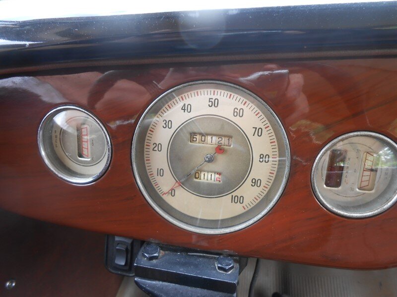 1936 Ford Deluxe_18